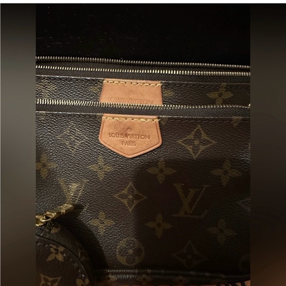 Louis Vuitton multi pochette. Monogram with pink strap - Picture 7 of 15